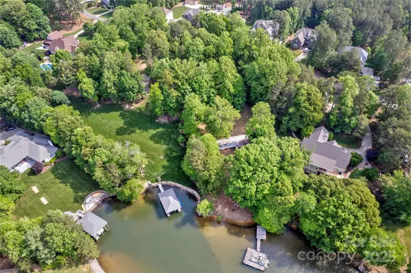 669 Kenway LOOP, Mooresville, NC 28117