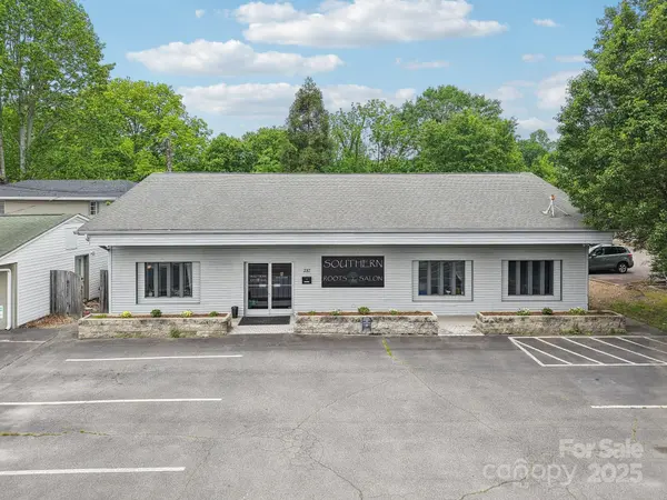 287 N Caldwell ST, Brevard, NC 28712