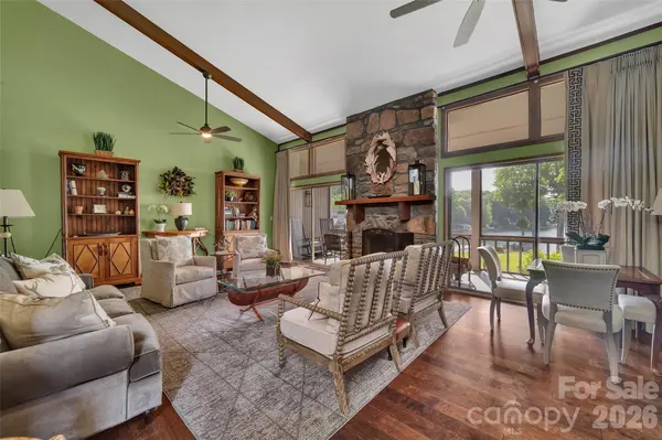 55 Toxaway Shores None #14, Lake Toxaway, NC 28747
