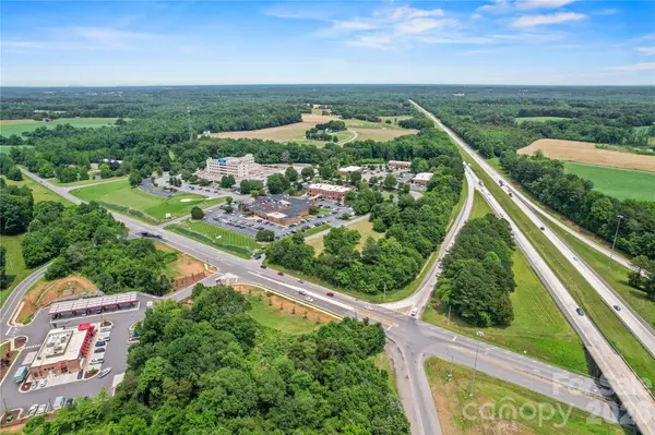 122 Sherlock DR, Statesville, NC 28625