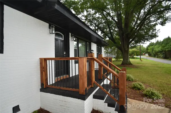 706 Mcintyre ST, Monroe, NC 28110