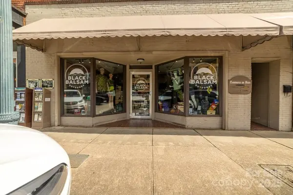 562 W Main ST, Sylva, NC 28779
