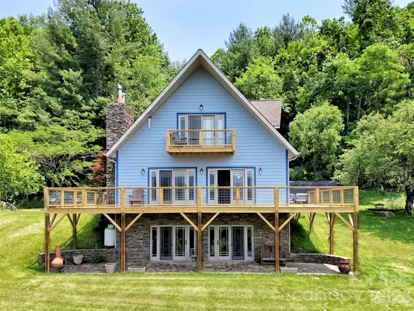 1592 Piney Hill RD, Burnsville, NC 28714