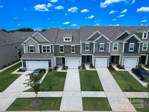 2744 Yeager DR NW, Concord, NC 28027