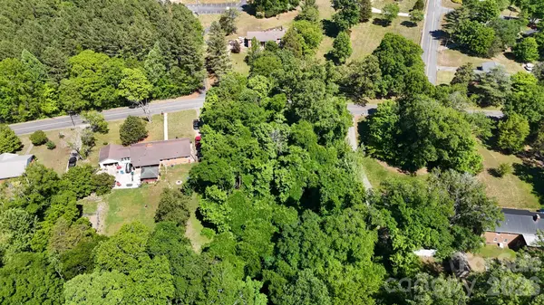 14 Arbor DR, Lexington, NC 27292