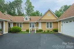 1303 Hyde Park DR, Asheville, NC 28806