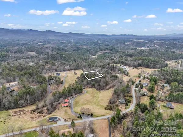 9999 Gabriels Creek RD #42, Mars Hill, NC 28754