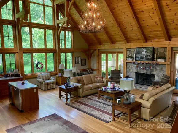 9999 Stone Valley WAY #21 Ph 1, Hendersonville, NC 28792