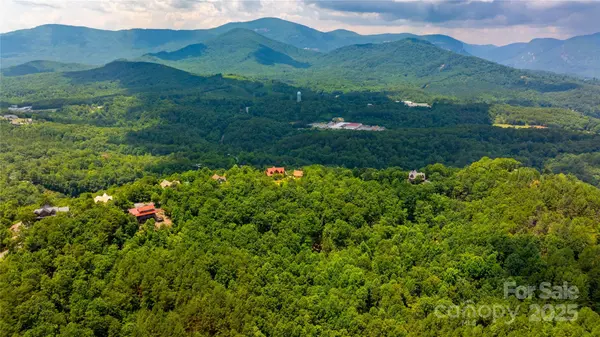 240 Boulder RDG, Lake Lure, NC 28746