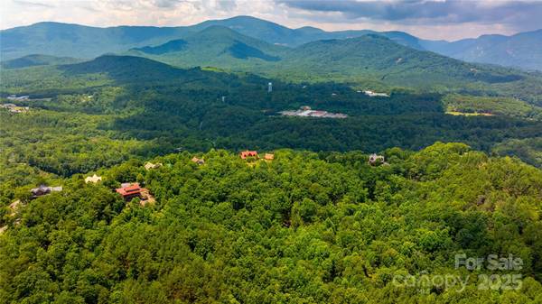 240 Boulder RDG, Lake Lure, NC 28746