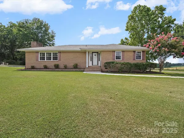 1497 White Store RD, Pageland, SC 29728