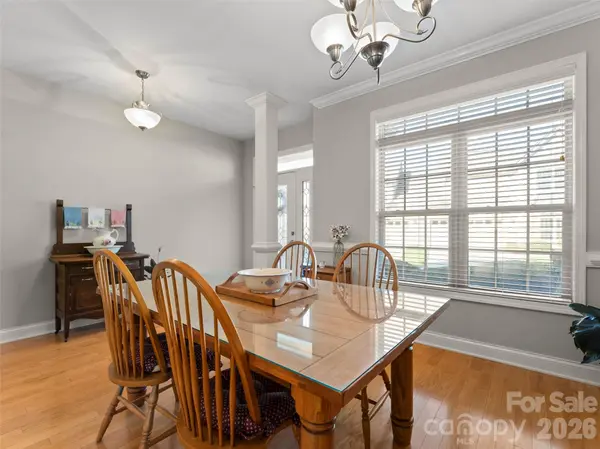 22 Florian LN, Fletcher, NC 28732