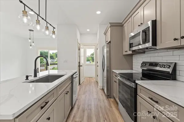 431 W Norment AVE, Gastonia, NC 28052