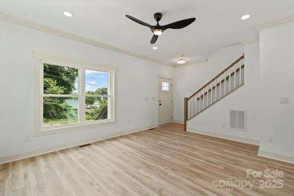 431 W Norment AVE, Gastonia, NC 28052