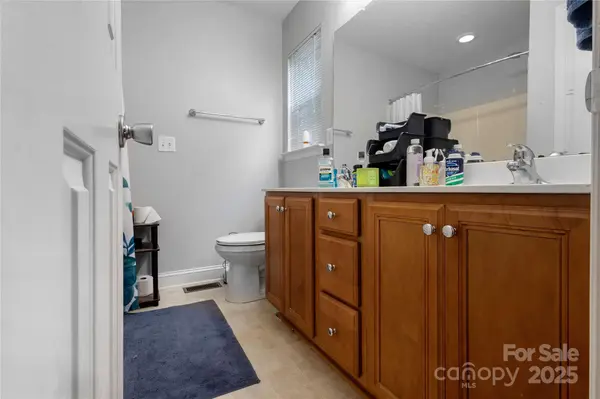 1198 E Middleton DR, Creedmoor, NC 27522