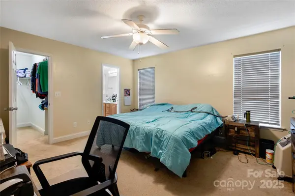 1198 E Middleton DR, Creedmoor, NC 27522