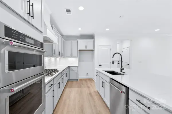 15613 Northcross DR, Huntersville, NC 28078