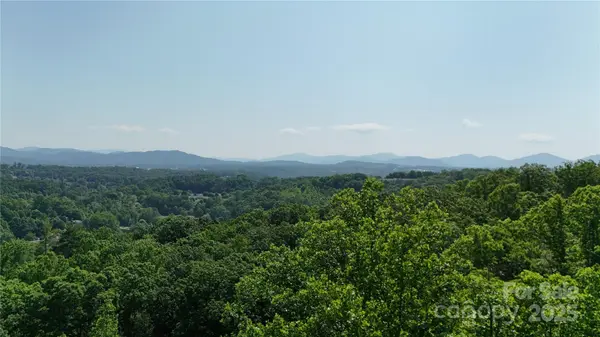 25 Autumn Shade CT #75, Arden, NC 28704