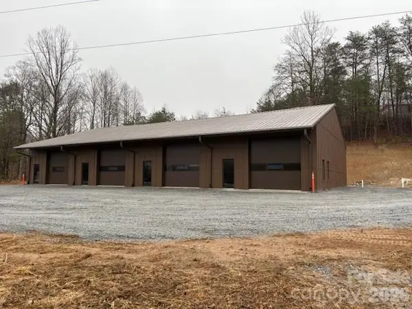 1829 Blowing Rock BLVD, Lenoir, NC 28645