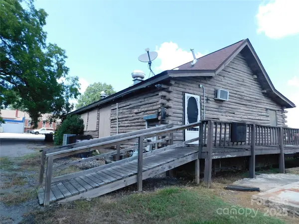 119 N Main ST, Stanley, NC 28164