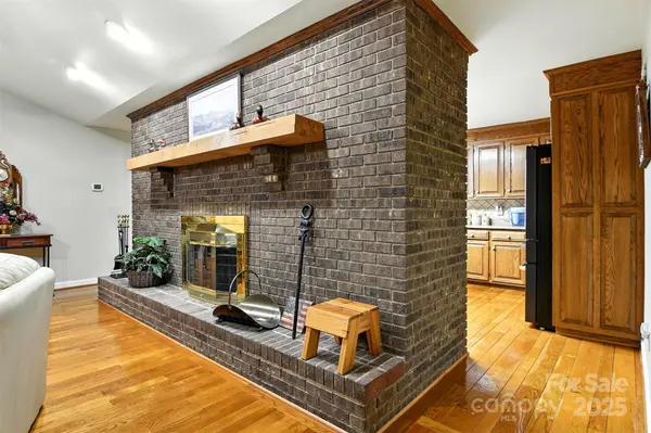530 5th ST NW, Hickory, NC 28601
