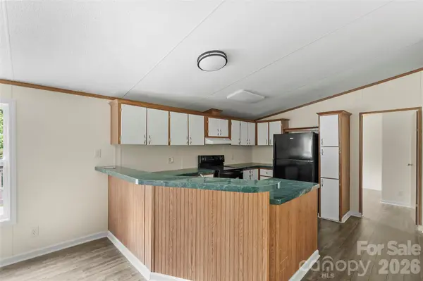 2236 Sisue ST, Morganton, NC 28655
