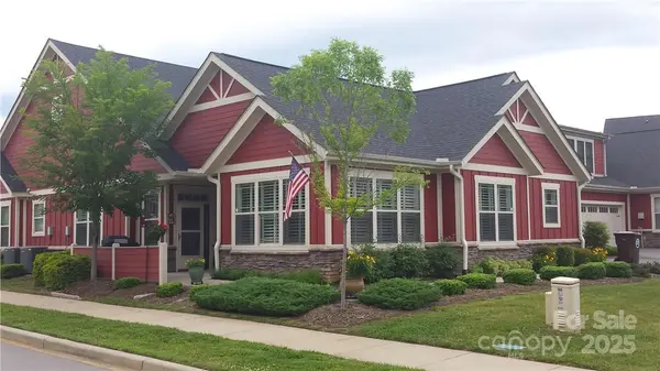 9999-S-3 Brookstone PL #S-3, Candler, NC 28715