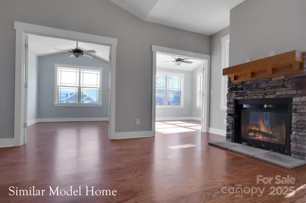 9999-S-3 Brookstone PL #S-3, Candler, NC 28715