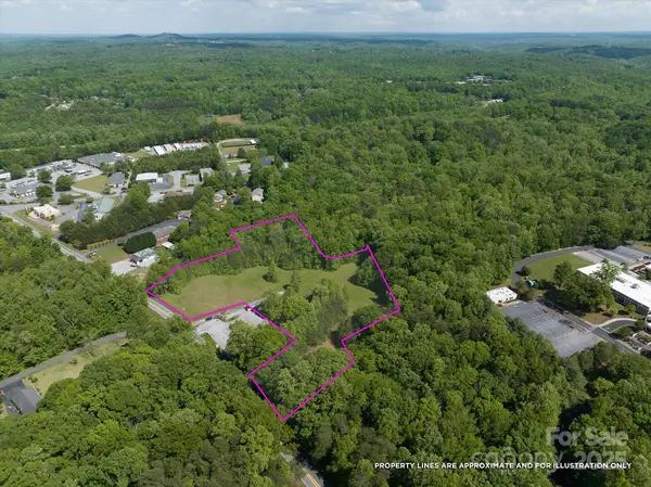 0 W Mills ST, Columbus, NC 28722