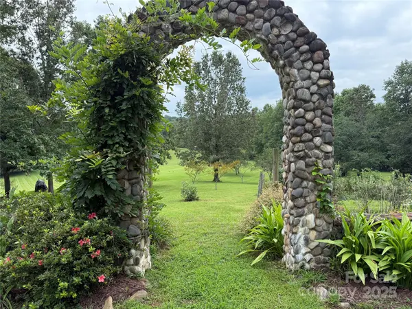 Lot 24 Zinzendorf LN #24, Moravian Falls, NC 28654