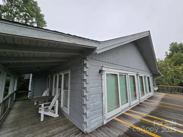 979 Wagon RD #6-8, Warrensville, NC 28693