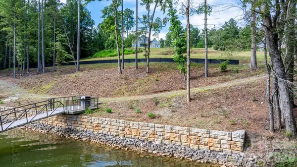 1408 Lake Vista DR NE #11/12, Connelly Springs, NC 28612