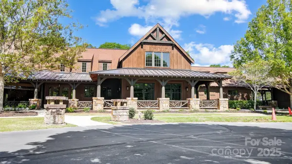 10629 Island Point RD, Charlotte, NC 28278