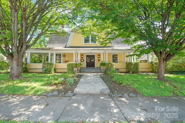 506 N MAIN ST NW #C, Lenoir, NC 28645