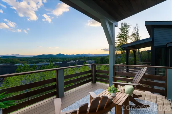 608 Storybook Villas TRL, Asheville, NC 28804