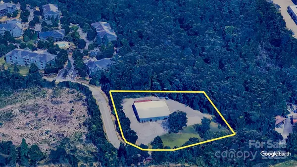 375 Rockwood RD, Arden, NC 28704