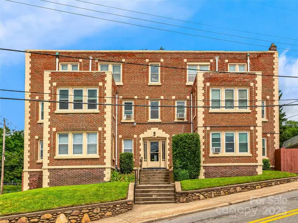 13 Newfound ST, Canton, NC 28716