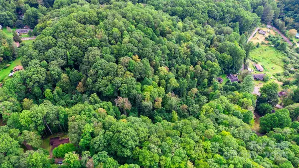 0000 Cabin Flats RD, Balsam, NC 28707