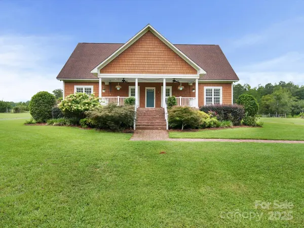 1393 Wateree RD, Ridgeway, SC 29130