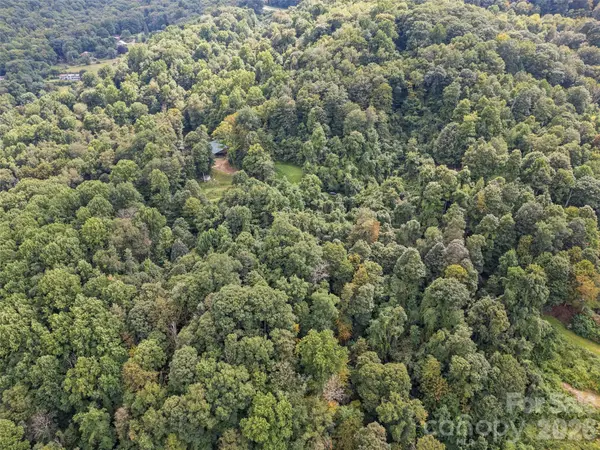 403 Malin TRL, Waynesville, NC 28786