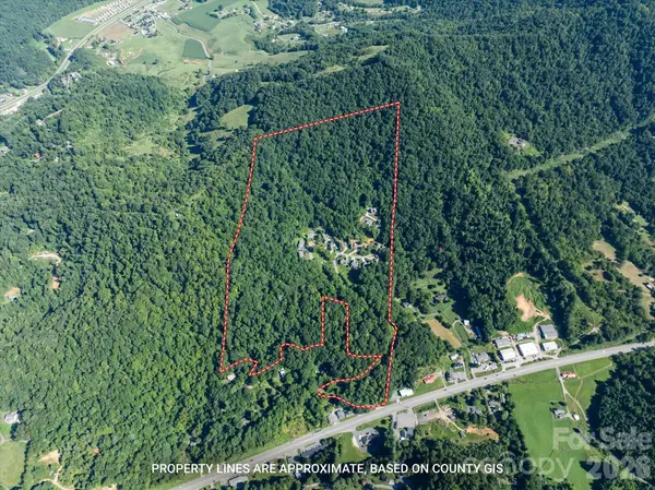 99999 Spy Rock RD, Maggie Valley, NC 28751