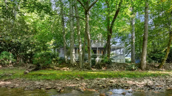 90 Wilds Cove RD, Franklin, NC 28734