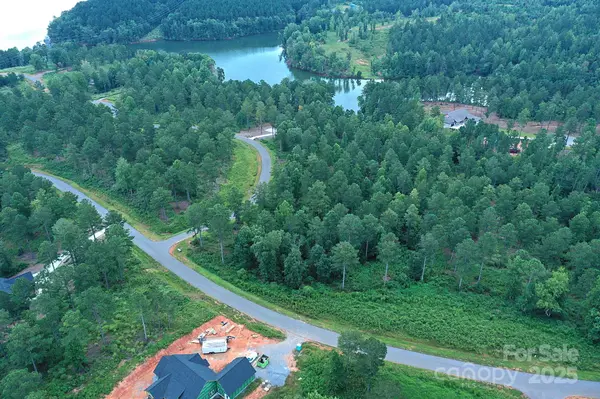 2576 Jumping RUN, Connelly Springs, NC 28612
