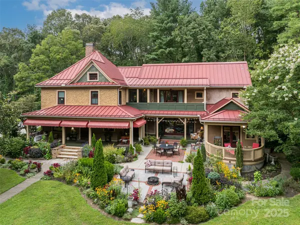 9 and 10 West Street EXT, Asheville, NC 28801