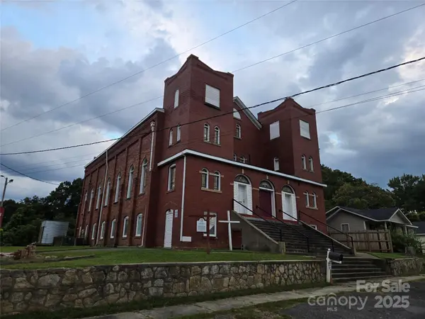 418 N Oakland ST, Gastonia, NC 28052