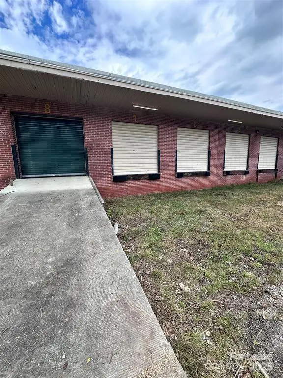 2324 Us 70 HWY, Marion, NC 28752