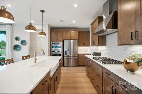 75 Seven Oaks LNDG, Belmont, NC 28012