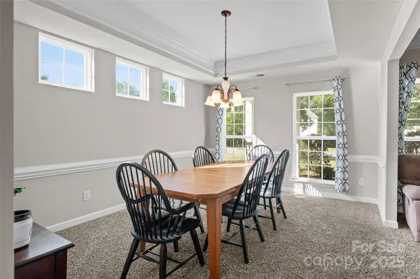 210 Golden Valley DR, Mooresville, NC 28115