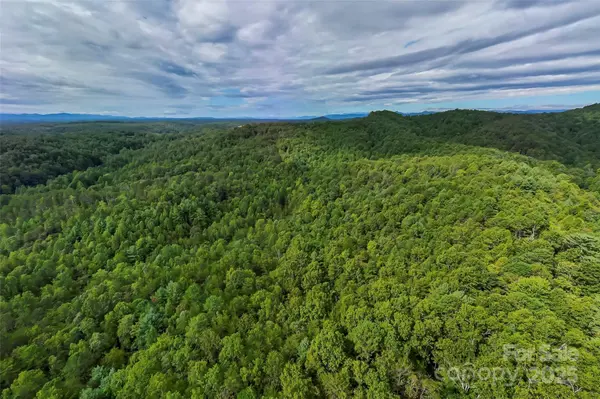 2636 Cheraw RD, Lenoir, NC 28645