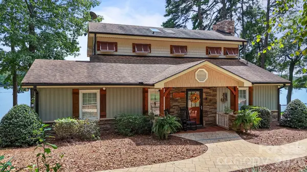 360 Tamarac Shores DR, Salisbury, NC 28146
